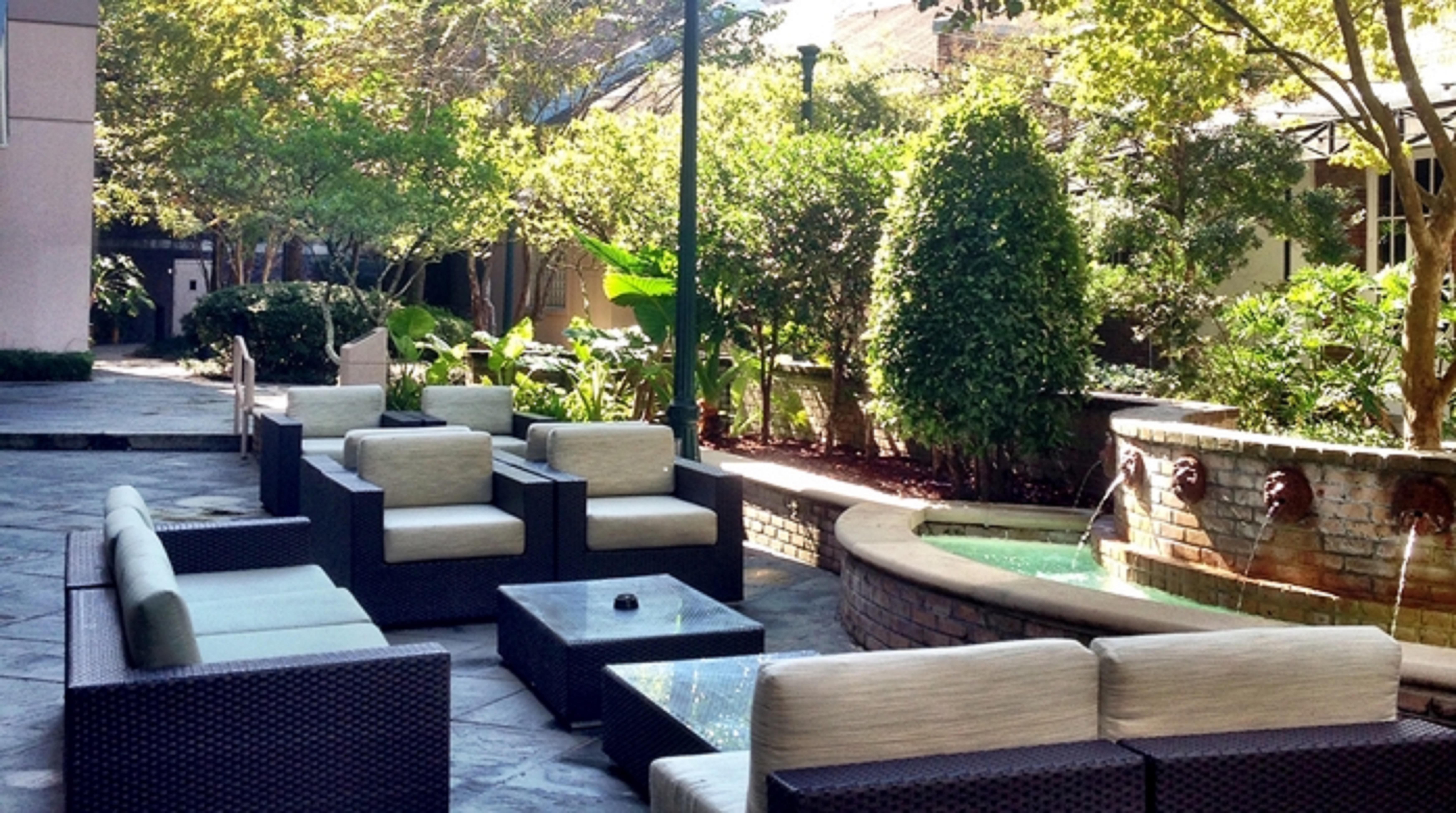 Hilton Garden Inn New Orleans Convention Center Екстериор снимка