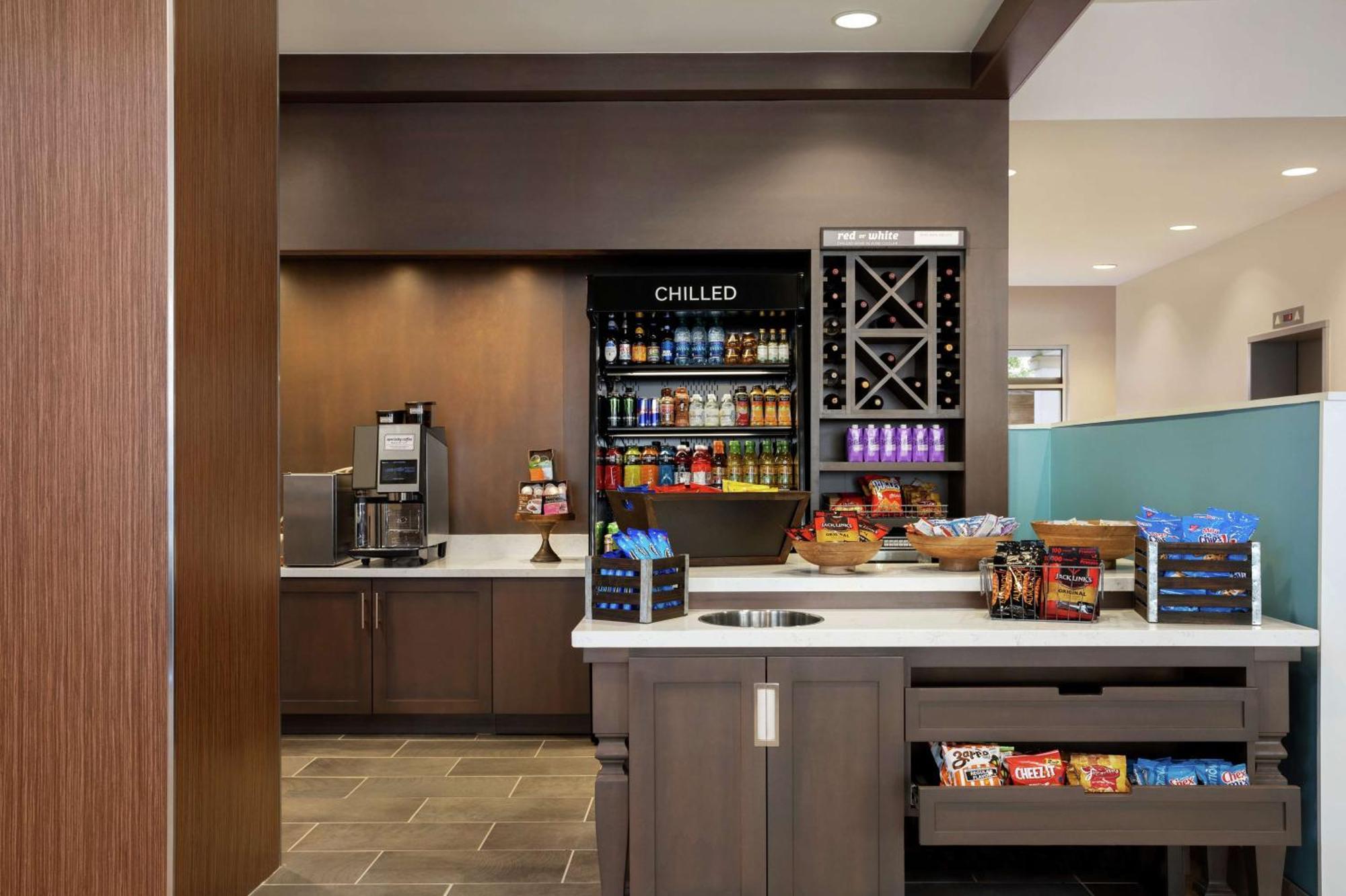 Hilton Garden Inn New Orleans Convention Center Екстериор снимка