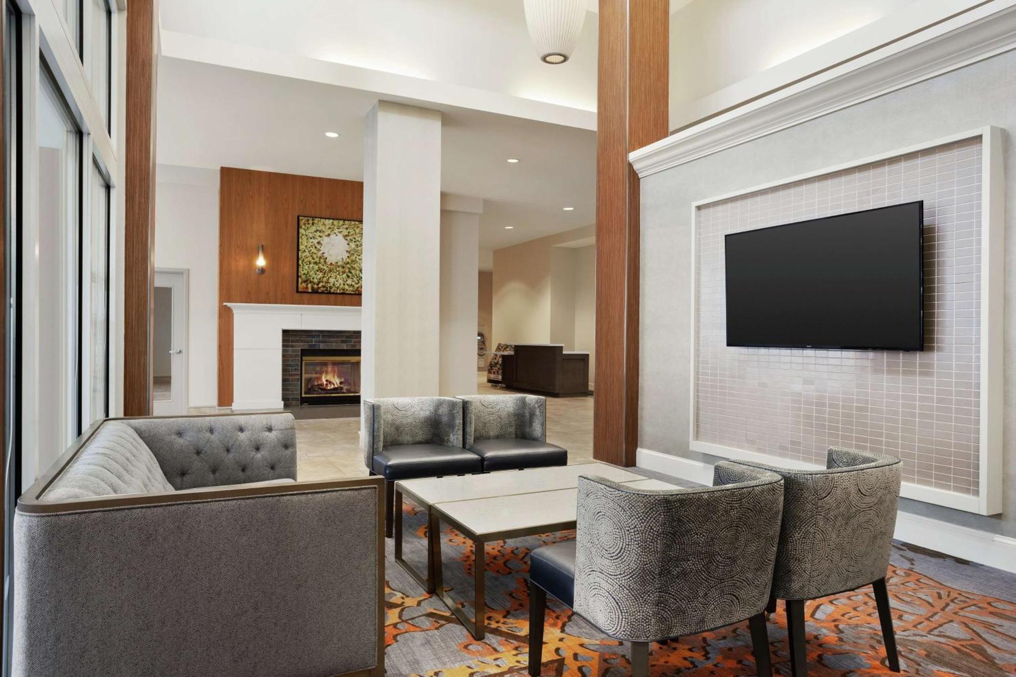 Hilton Garden Inn New Orleans Convention Center Екстериор снимка